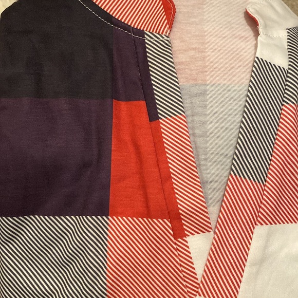 🆕L/S Modern Plaid Blouse in Red, White, Purple and Black: Size XL - Picture 8 of 9